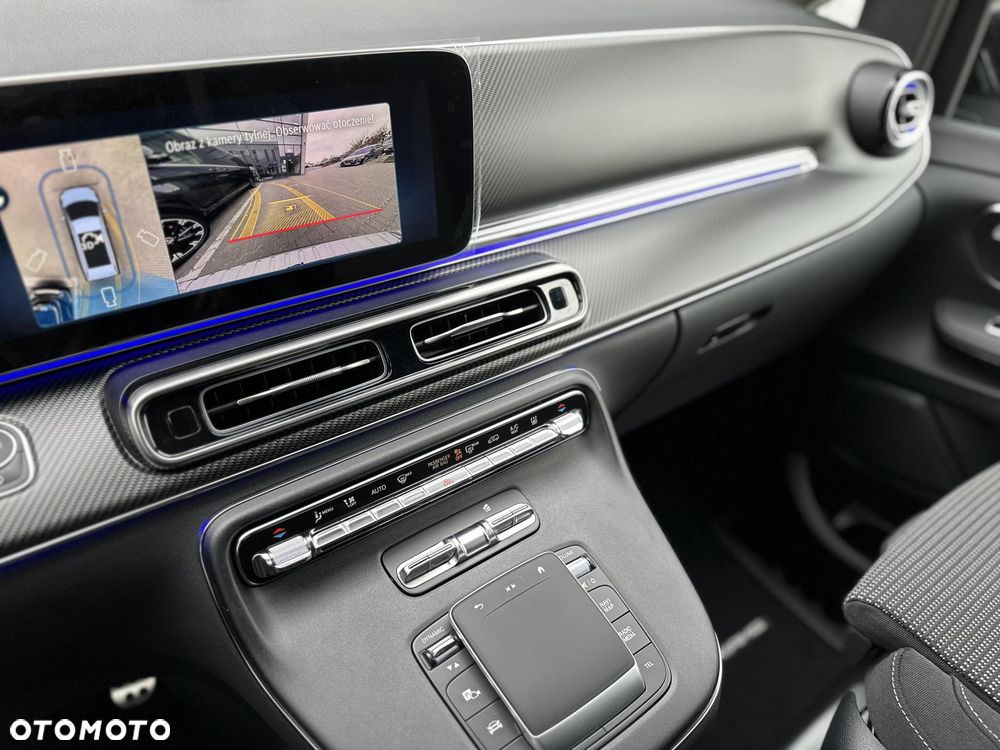 Mercedes-Benz Klasa V - 15