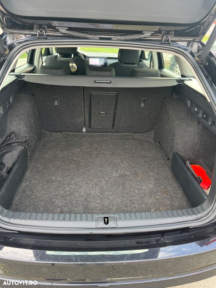 Skoda Octavia 2.0 TDI DSG First Edition - 11
