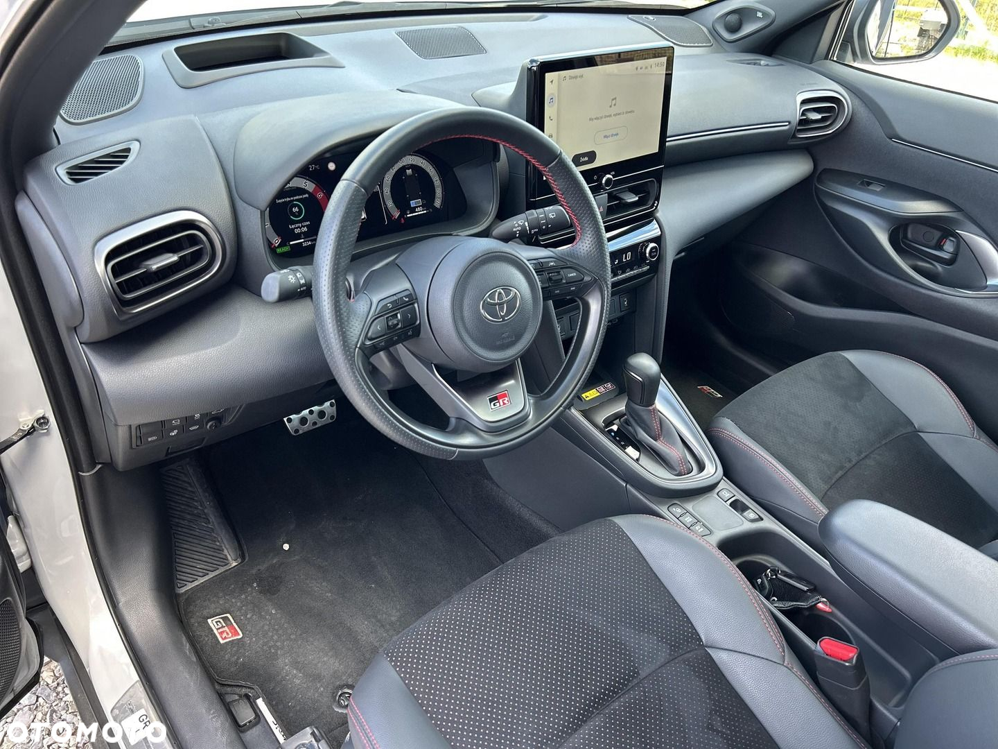 Toyota Yaris Cross - 10