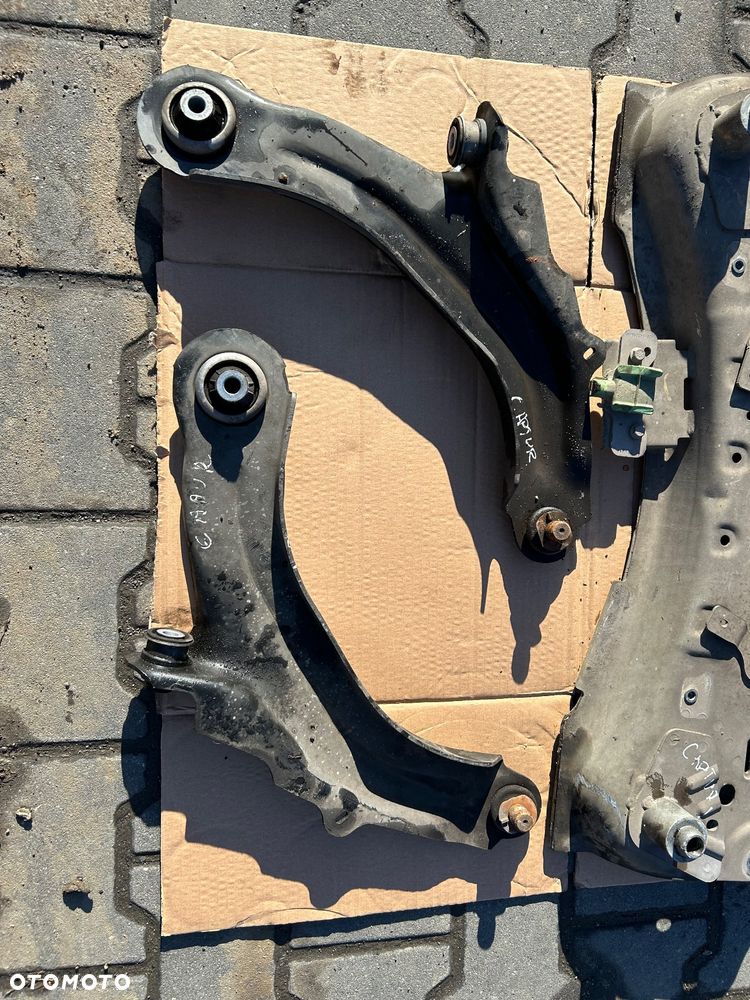Renault Captur I kołyska wahacze - 3