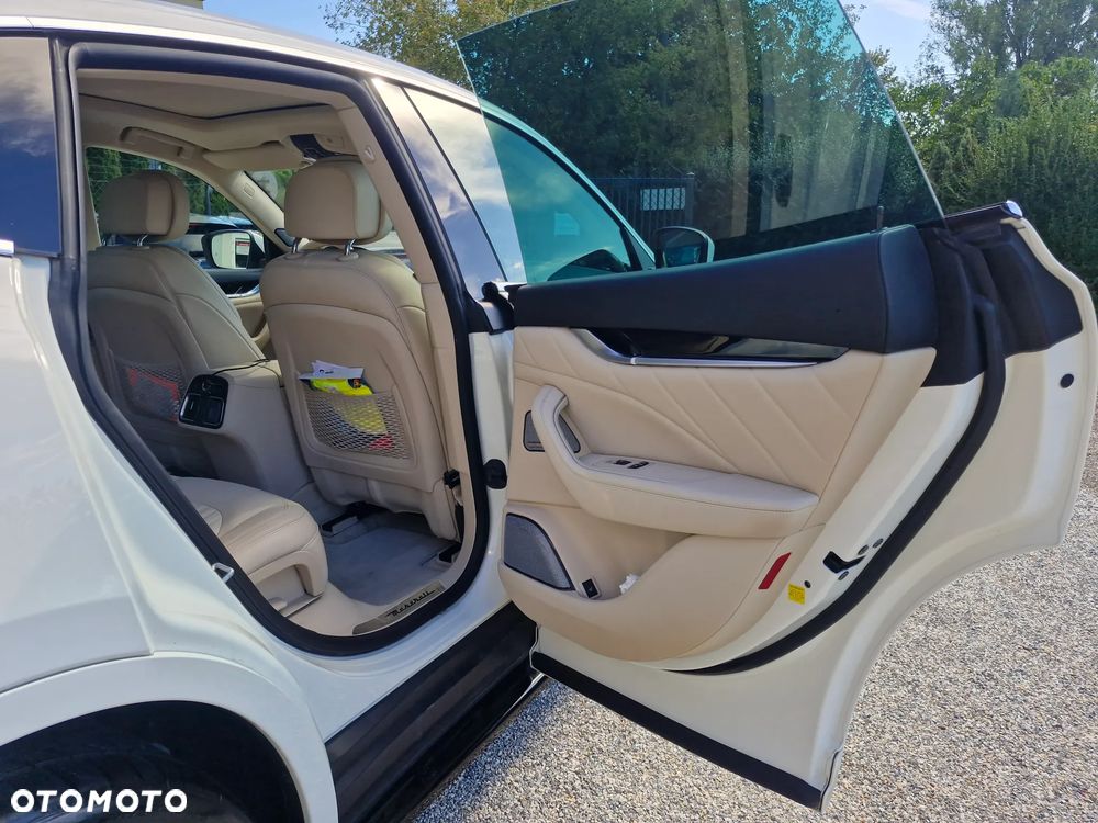 Maserati Levante S Q4 GranSport - 18