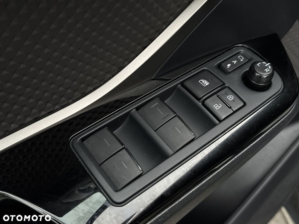 Toyota C-HR 2.0 Hybrid Executive - 28