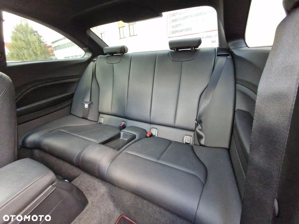 BMW Seria 2 230i GPF Sport Line sport - 13