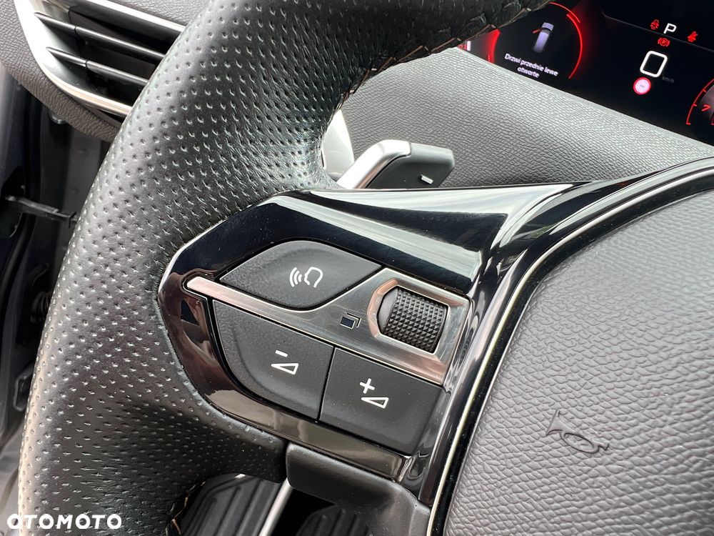 Peugeot 5008 PureTech 180 EAT8 Stop & Start GT - 26