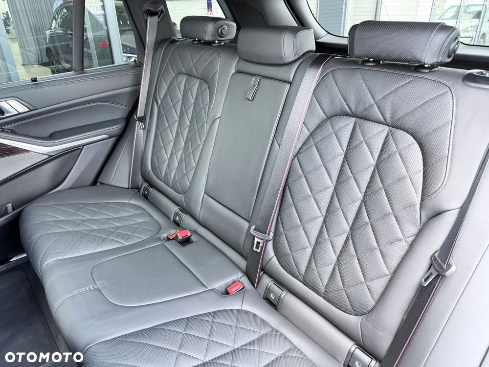 BMW X5 xDrive30d - 33