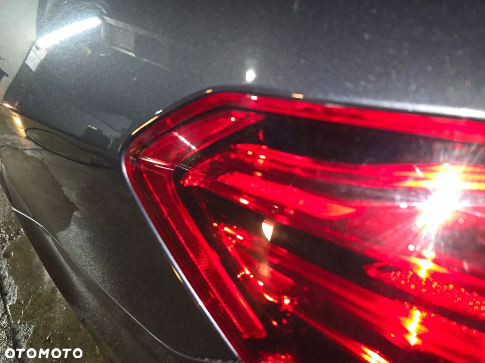 Mercedes-Benz Klasa E 350 BlueTEC 4Matic 7G-TRONIC Elegance - 27