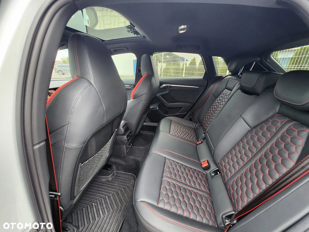 Audi RS3 Sportback - 16