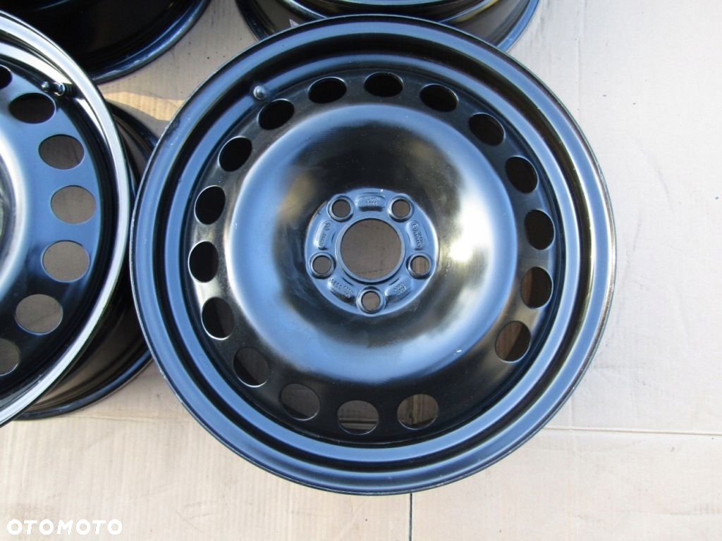 4x Felgi 17 Ford S-MAX Galaxy II Kuga Mondeo Volvo XC30 XC40 XC60 XC70 S80 - 8