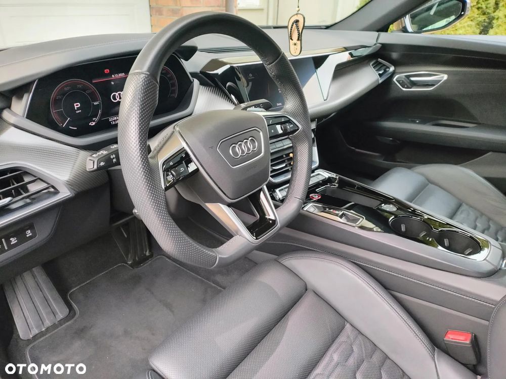 Audi e-tron GT - 9