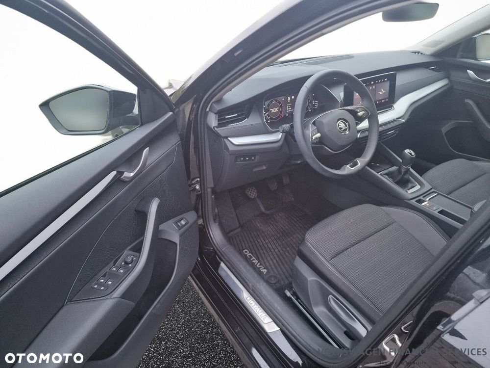 Skoda Octavia 1.5 TSI Selection - 6