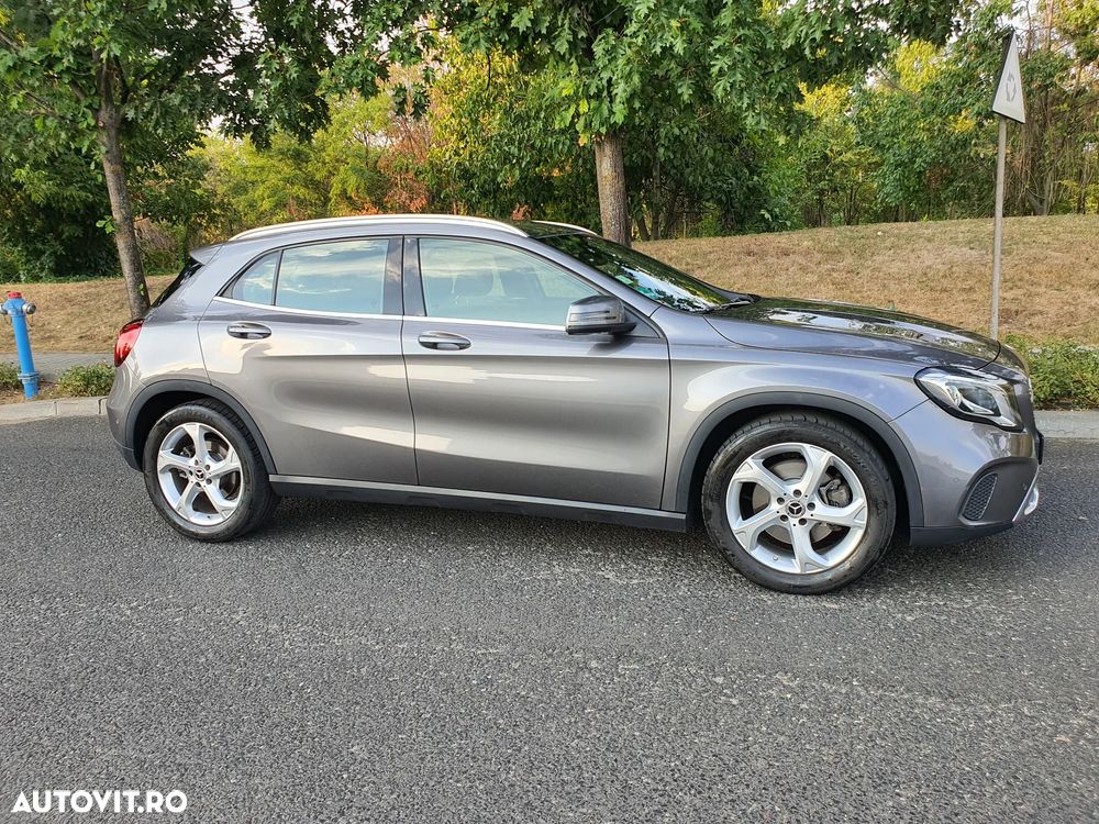 Mercedes-Benz GLA 250 4MATIC Aut. - 10