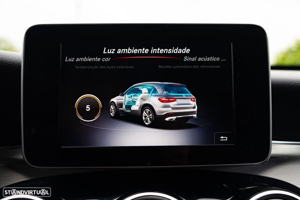 Mercedes-Benz GLC 250 d AMG Line 4-Matic - 36