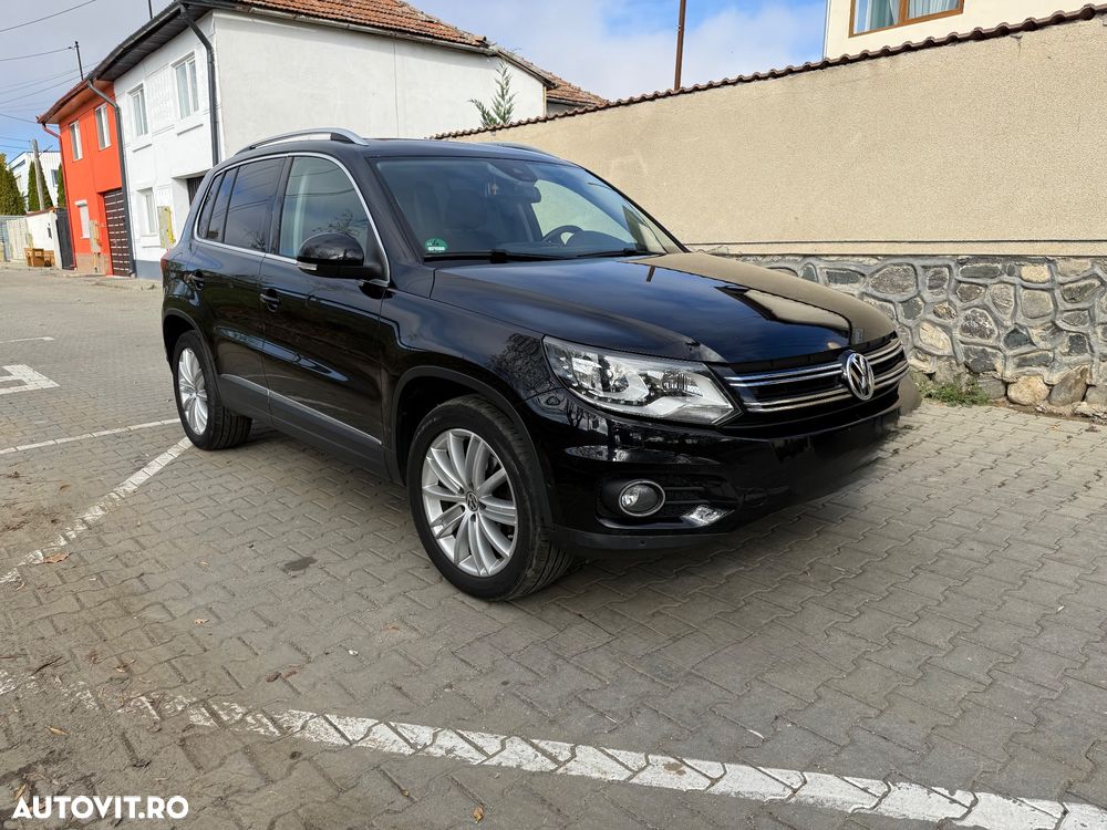 Volkswagen Tiguan - 2