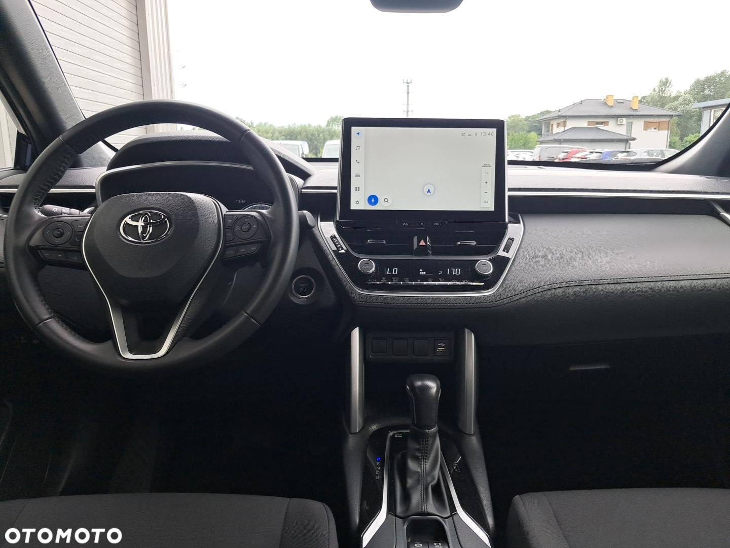 Toyota Corolla Cross 2.0 Hybrid Comfort - 12