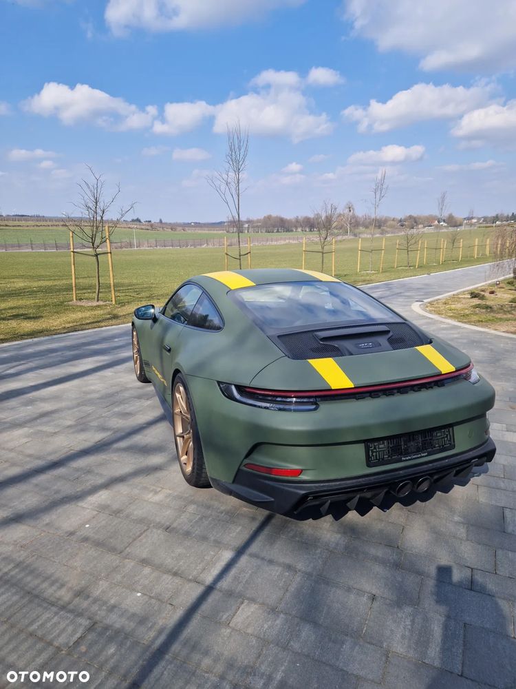 Porsche 911 GT3 Touring - 3