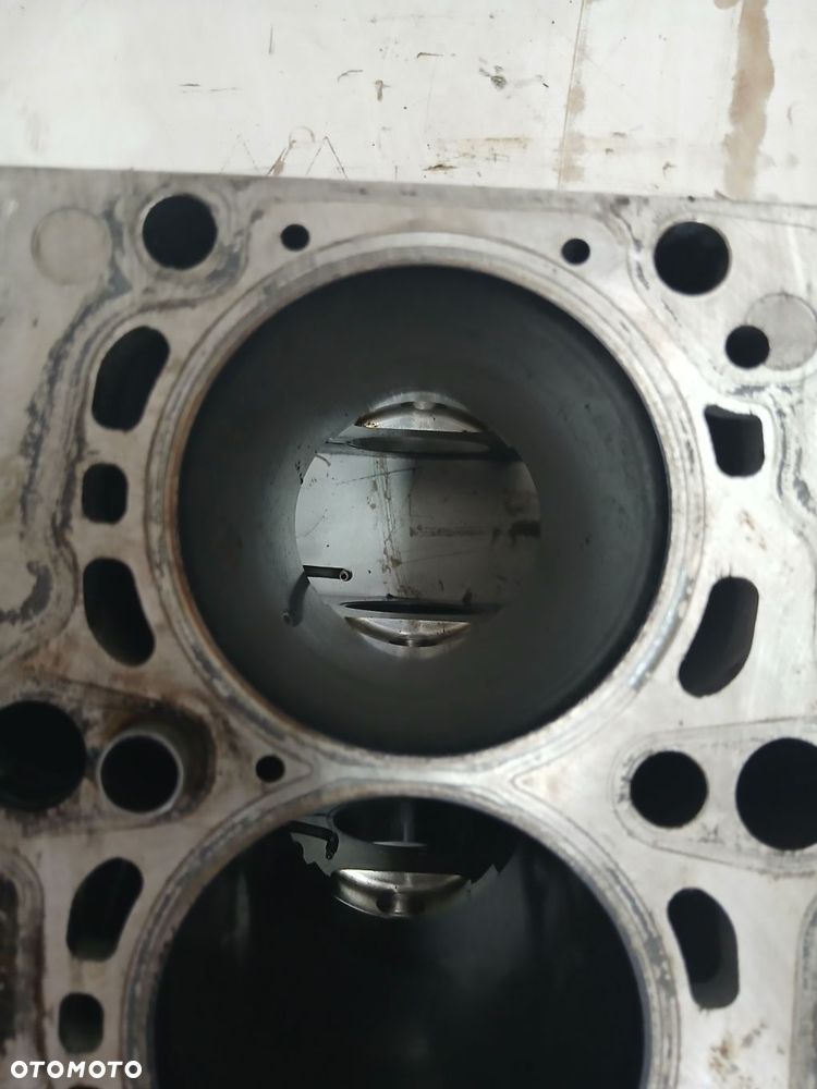 BMW E60 3.0 D BLOK SILNIKA 306D3 7792822 - 6