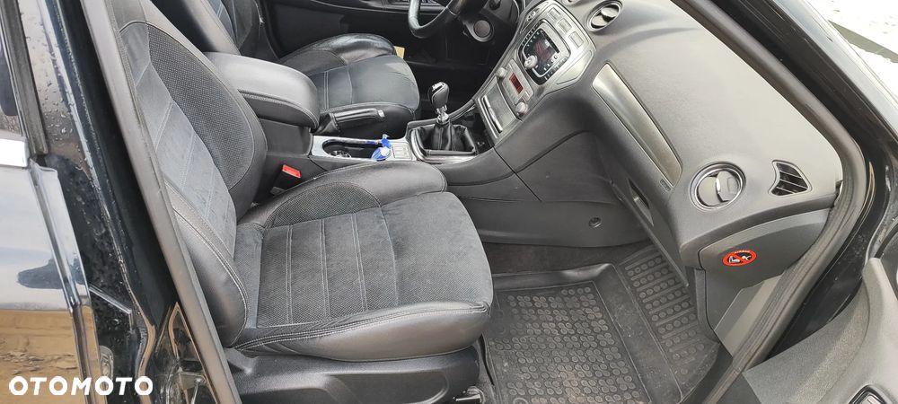 Ford Mondeo 2.2 TDCi Titanium - 10