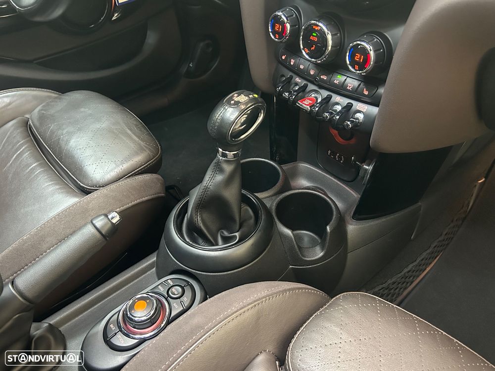 MINI 5 Portas Cooper Aut. Resolute Edition - 20
