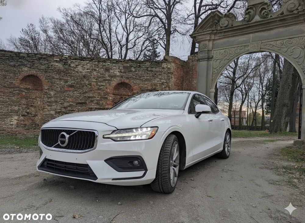 Volvo S60 T6 AWD Momentum Pro - 4