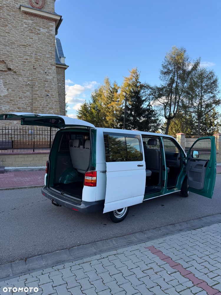 Volkswagen Transporter - 16