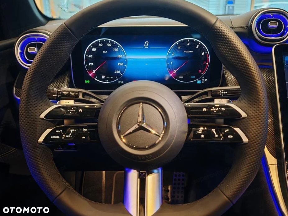 Mercedes-Benz GLC - 7