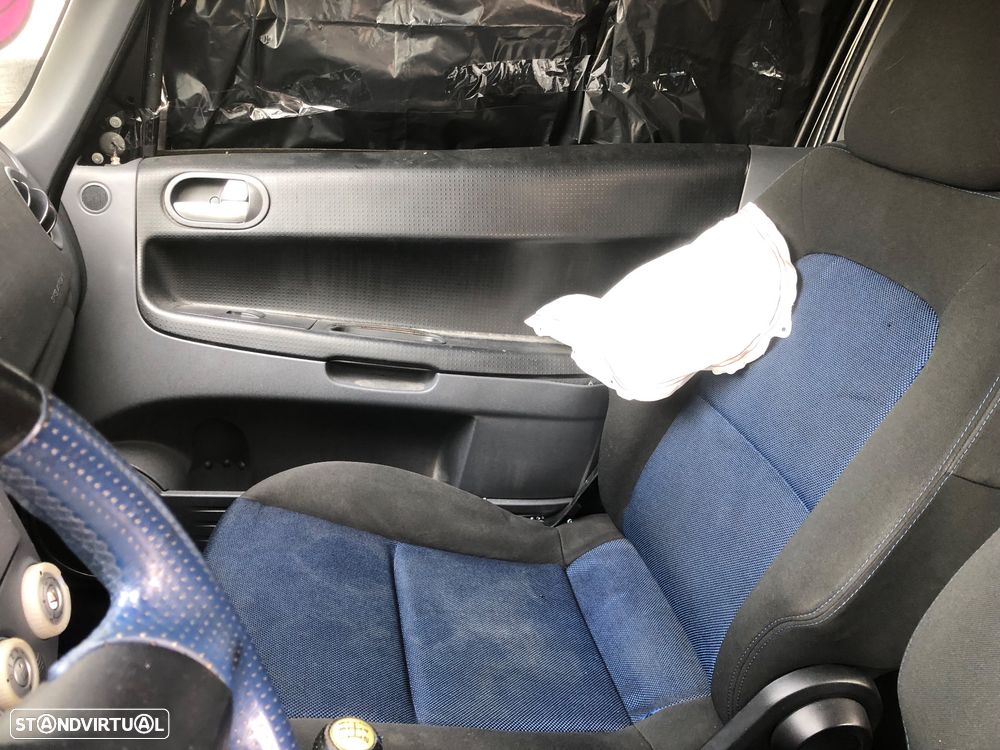 Mitsubishi Colt CZ3 1.1 Invite - 26