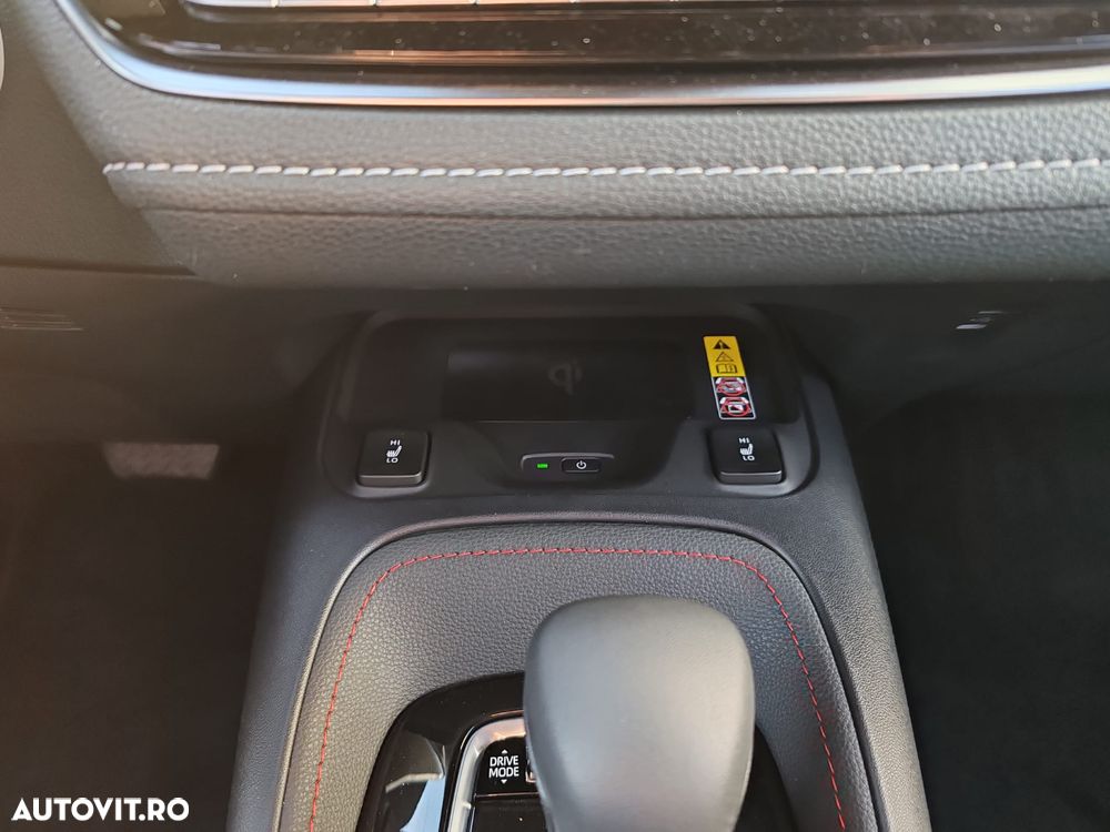 Toyota Corolla 2.0 HSD Exclusive Plus GR Sport Bi-Tone - 20