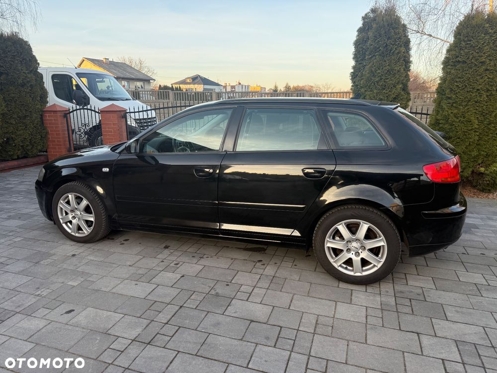 Audi A3 Sportback 1.4 TFSI Attraction - 9