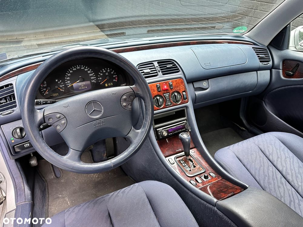 Mercedes-Benz CLK - 18