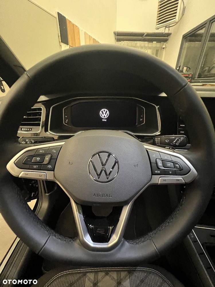 Volkswagen Taigo 1.5 TSI ACT R-Line DSG - 25