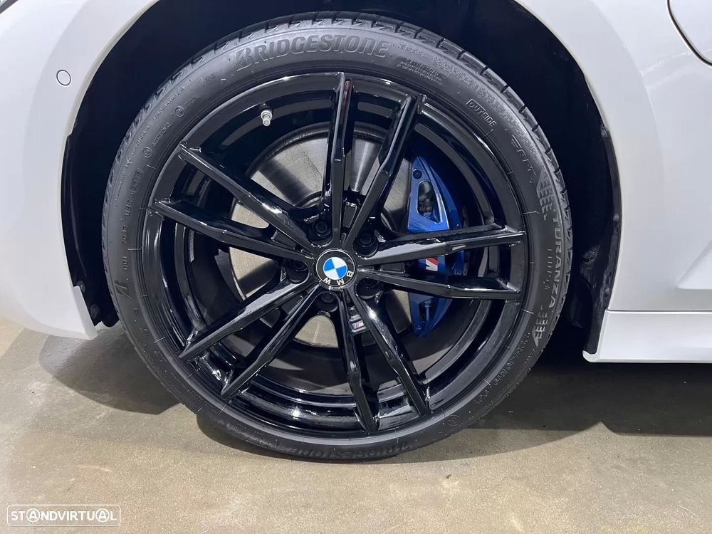 BMW 330 e Pack M Auto - 48
