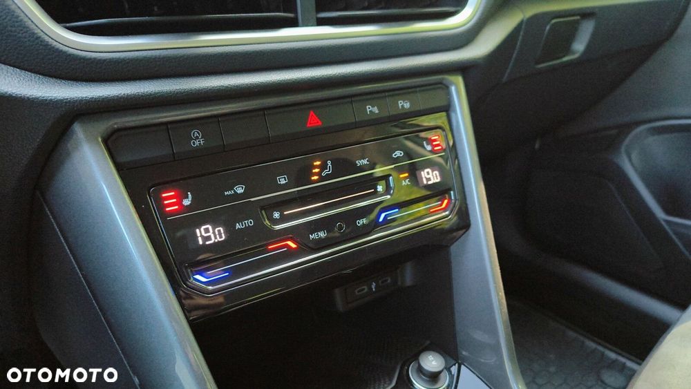 Volkswagen T-Roc - 27