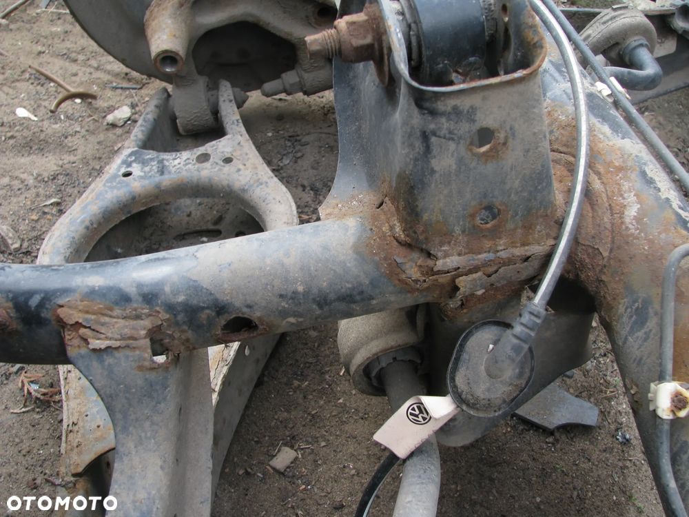 Belka zawieszenia Oś tył Tylna Sanki Wózek Jetta VI - 5