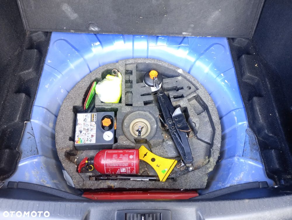 Renault Laguna 2.0 dCi Tech Run - 9