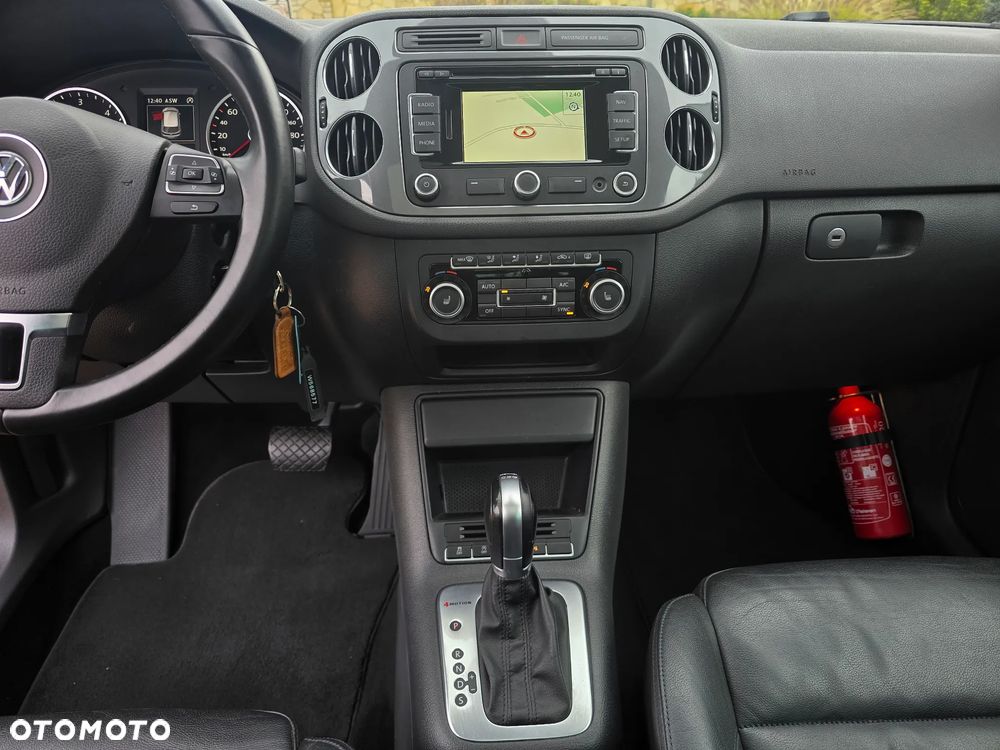Volkswagen Tiguan 2.0 TDI 4Mot Perfectline R-Style DSG - 28