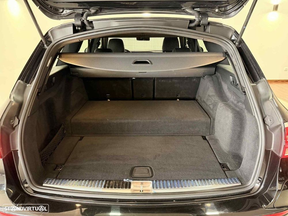 Mercedes-Benz E 300 de Avantgarde - 24