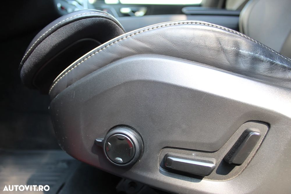 Volvo XC 60 B5 D AWD Geartronic RDesign - 17