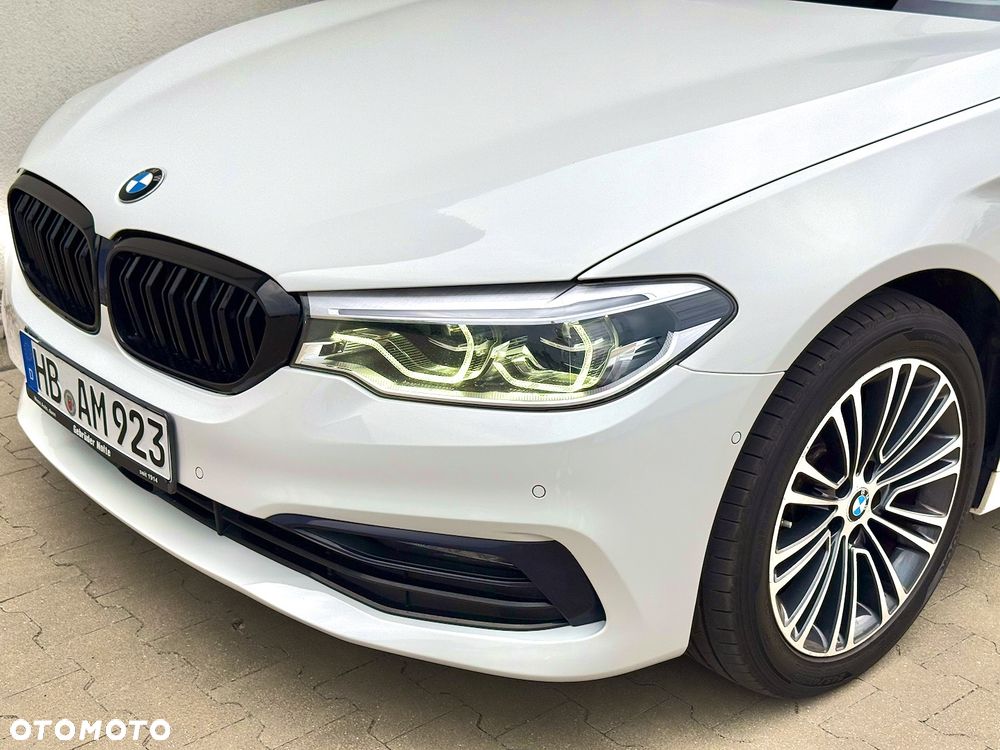 BMW Seria 5 520d xDrive Sport Line sport - 8