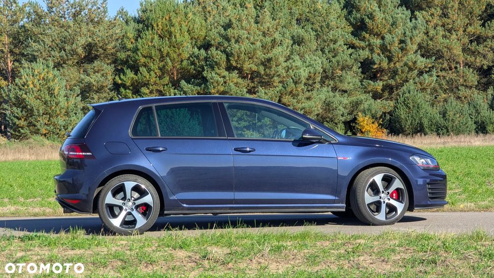 Volkswagen Golf GTI Performance BlueMotion Technology DSG - 6