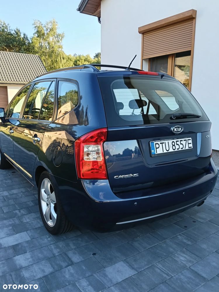 Kia Carens 2.0 CRDi Freedom 7os - 8