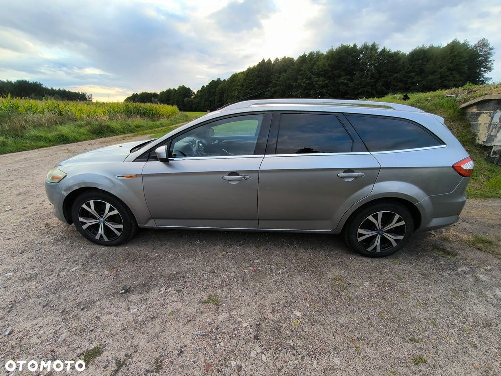Ford Mondeo 2.0 TDCi Titanium X - 16