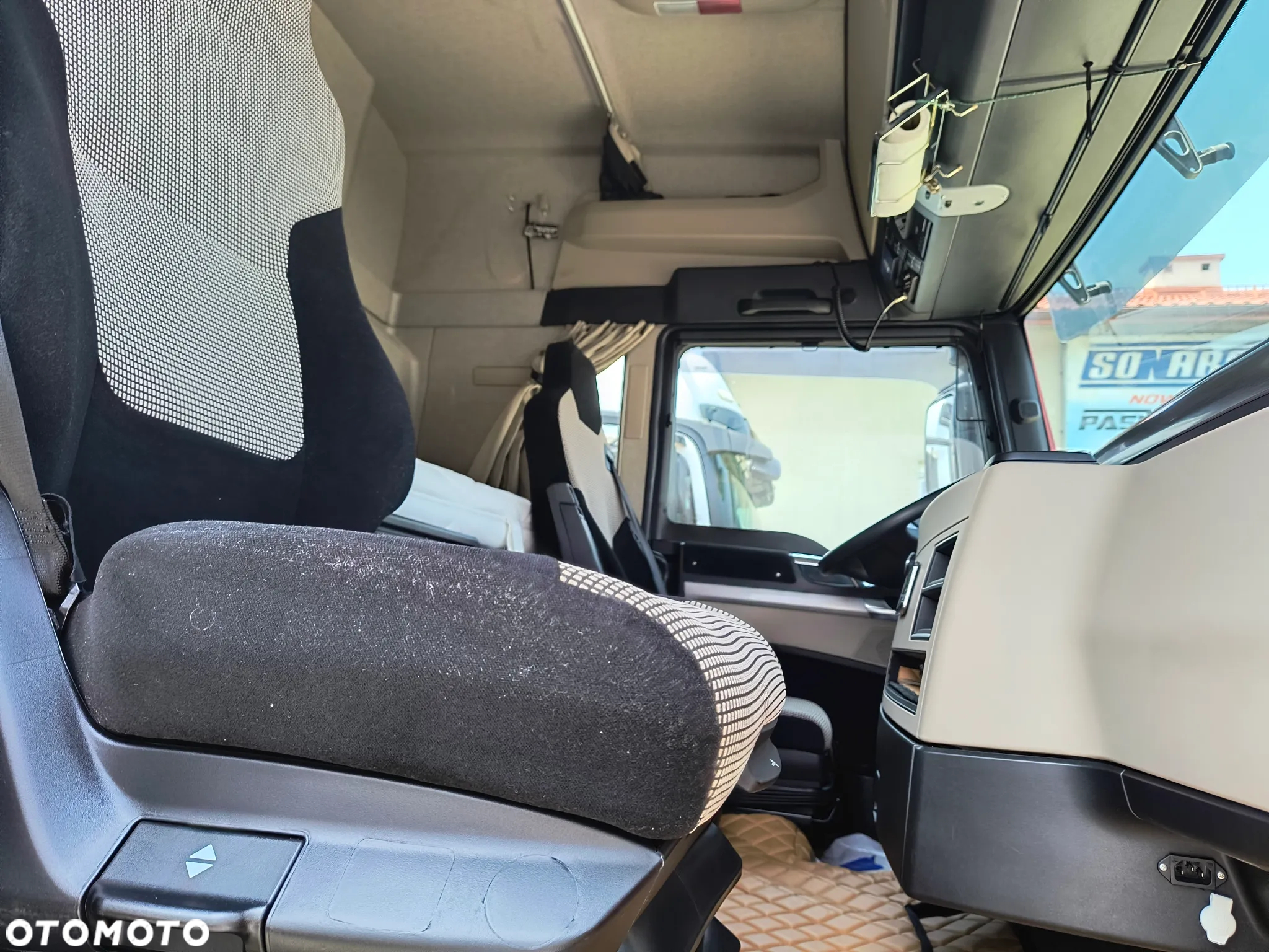 MAN TGX 18.360 Euro6 - 17