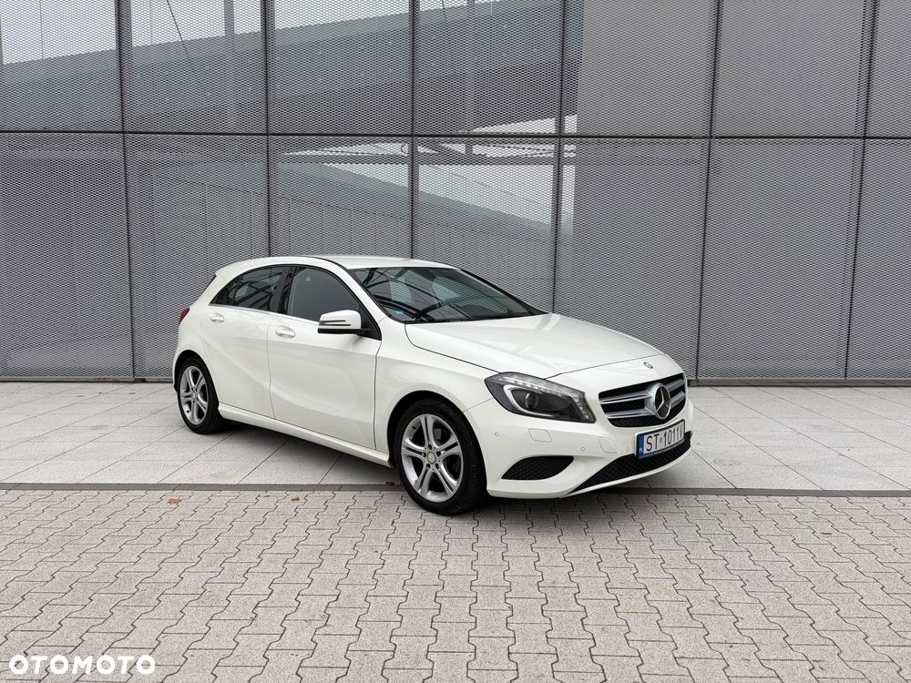 Mercedes-Benz Klasa A 180 7G-DCT Urban - 19