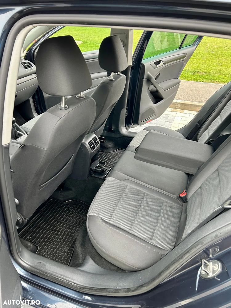 Volkswagen Golf - 13