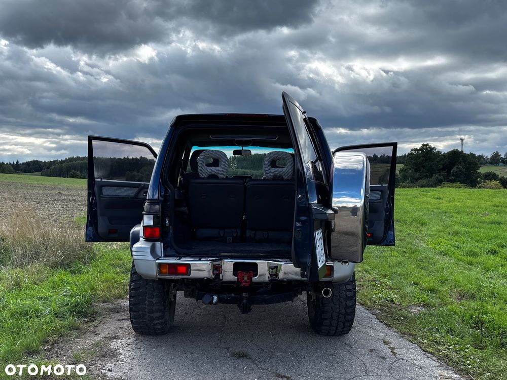 Mitsubishi Pajero 3.0 GLS - 11