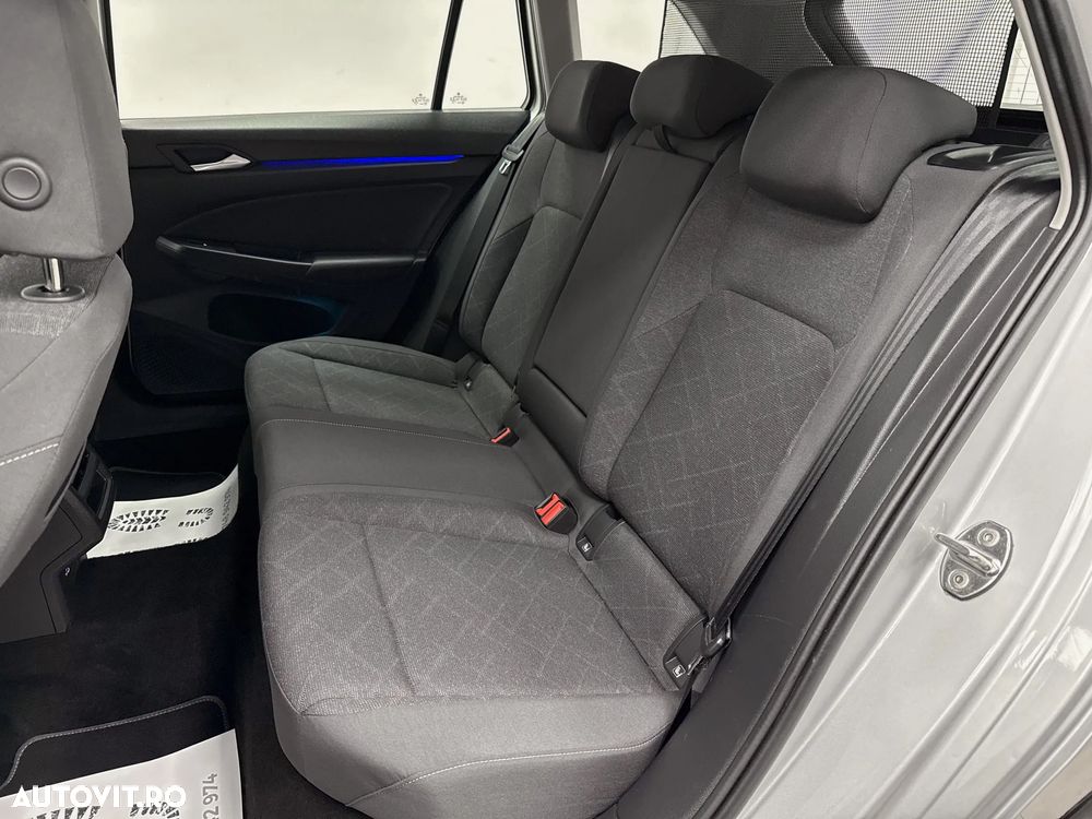 Volkswagen Golf 2.0 TDI SCR Life - 20