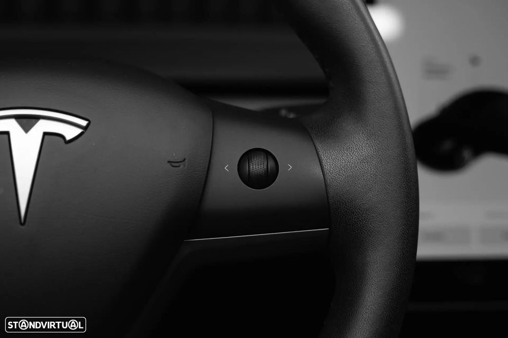 Tesla Model 3 Long Range AWD Dual Motor - 33