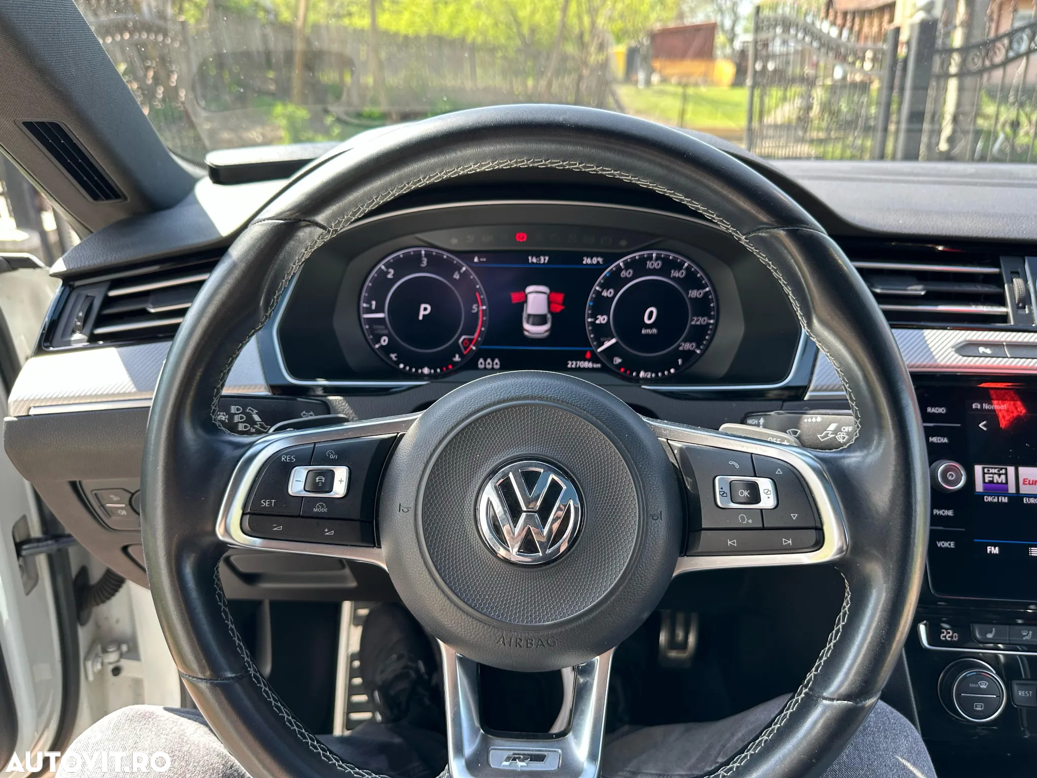 Volkswagen ARTEON 2.0 TDI SCR DSG R-Line - 12