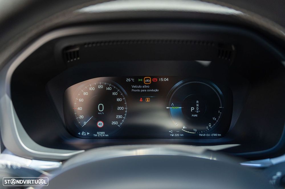 Volvo XC 60 2.0 T8 PHEV R-Design AWD - 22
