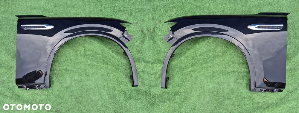 Mazda CX60 CX-60 CX-80 CX80 41W Czarny Lewy lub Prawy przedni błotnik z listwą emblematem PHEV ślizgiem Oryginał